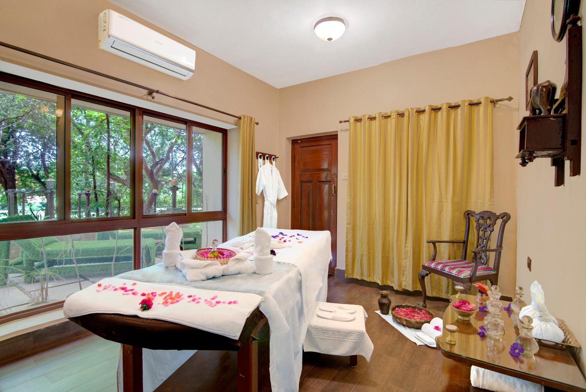 Welcomheritage Shivavilas Palace, Hampi Hospet Extérieur photo