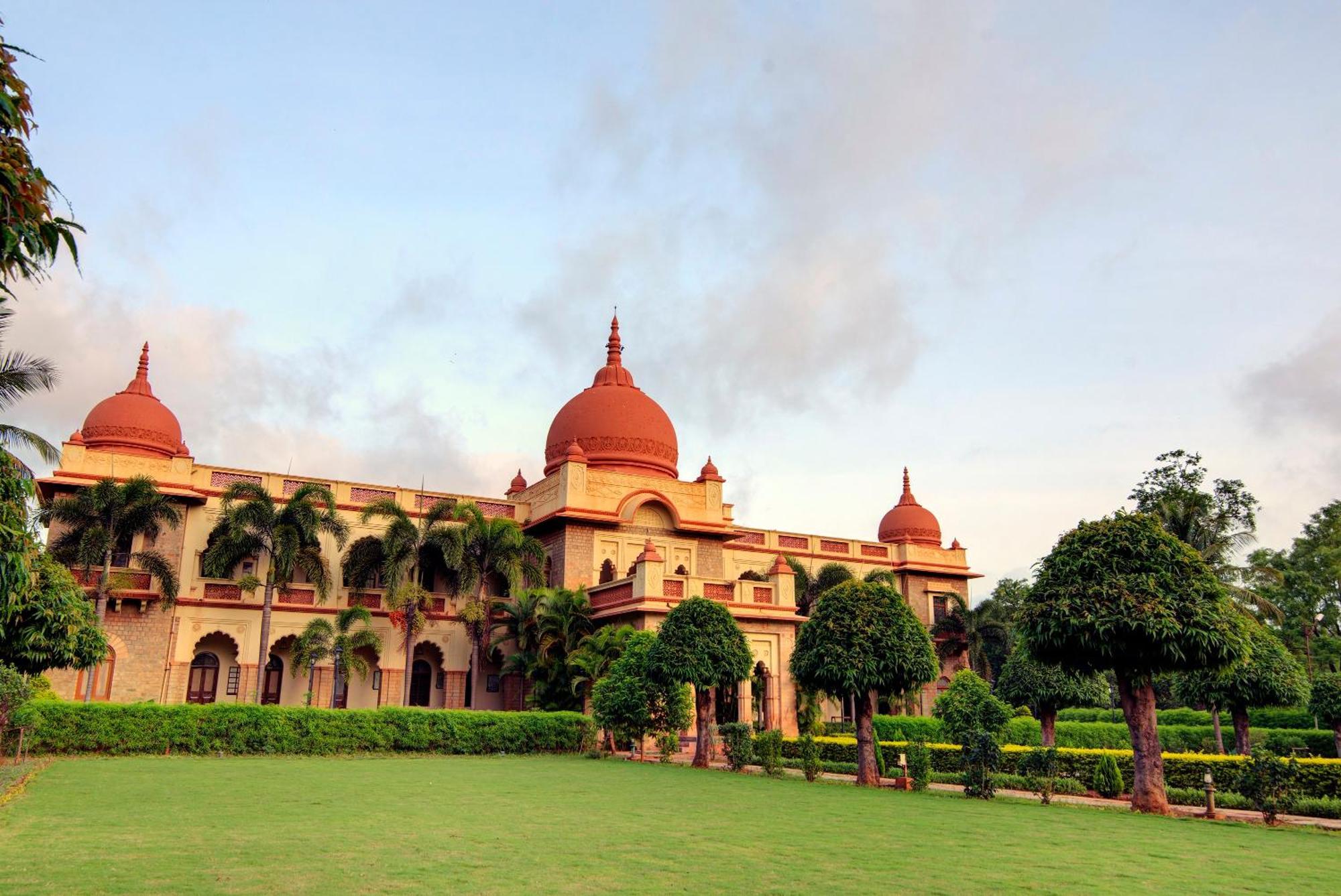 Welcomheritage Shivavilas Palace, Hampi Hospet Extérieur photo